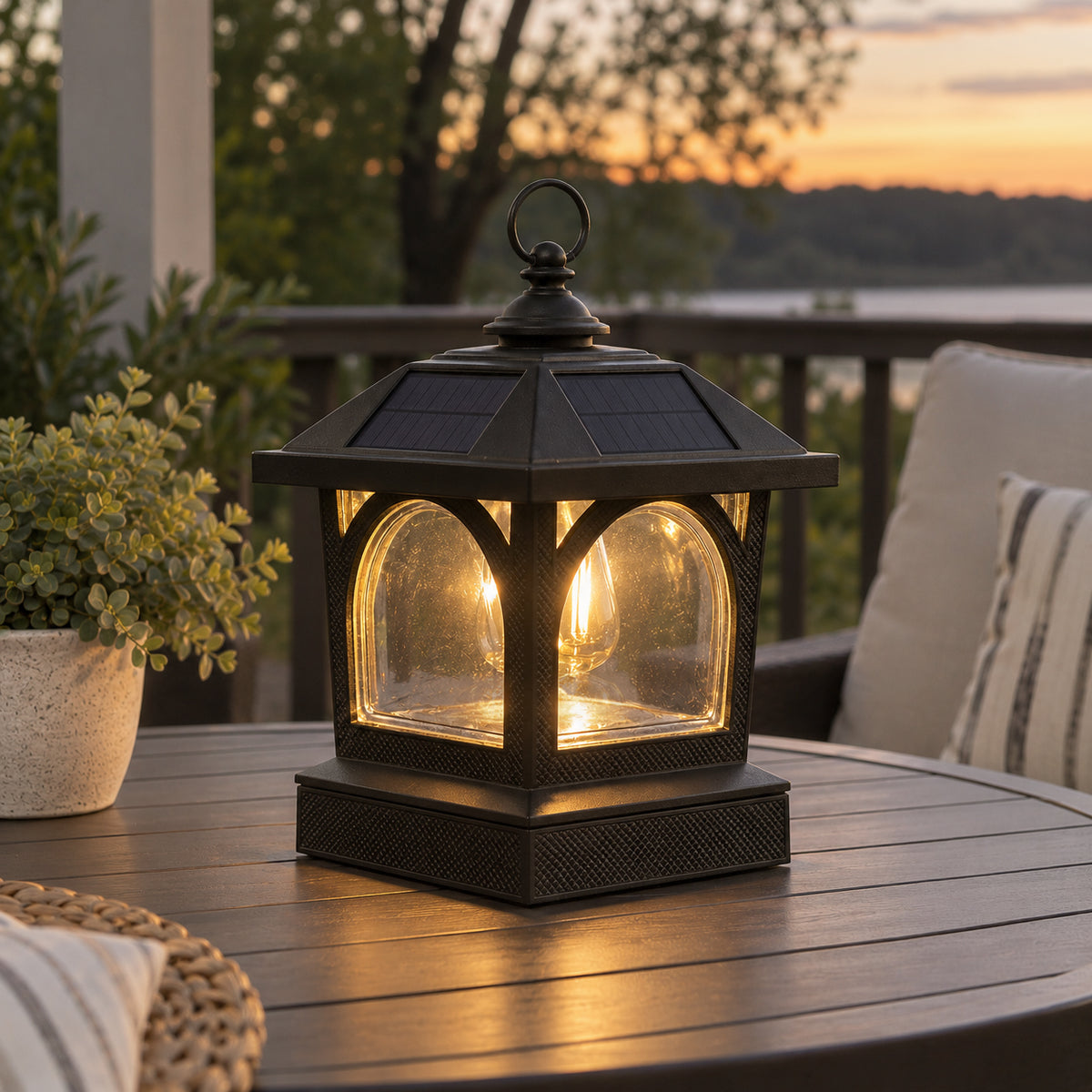 Edison Solar Table Lantern/Post Cap