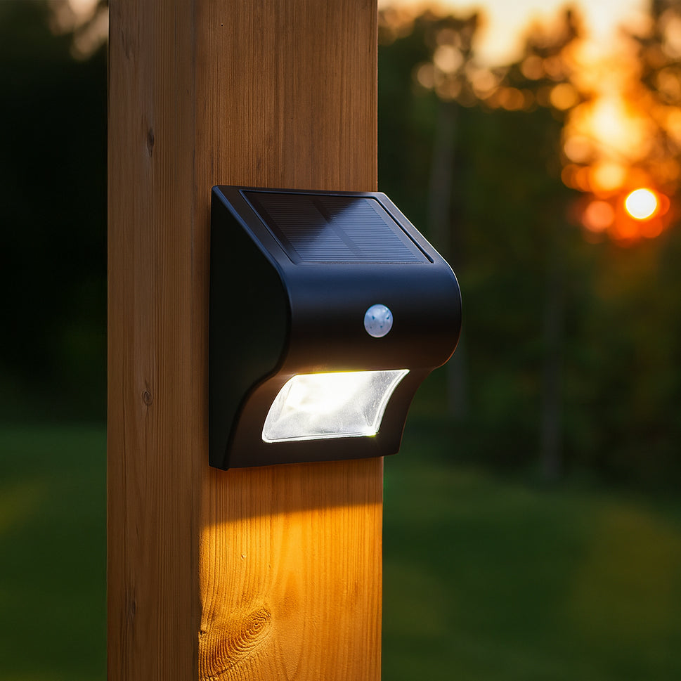 Solar Motion Sensor Deck & Wall Light