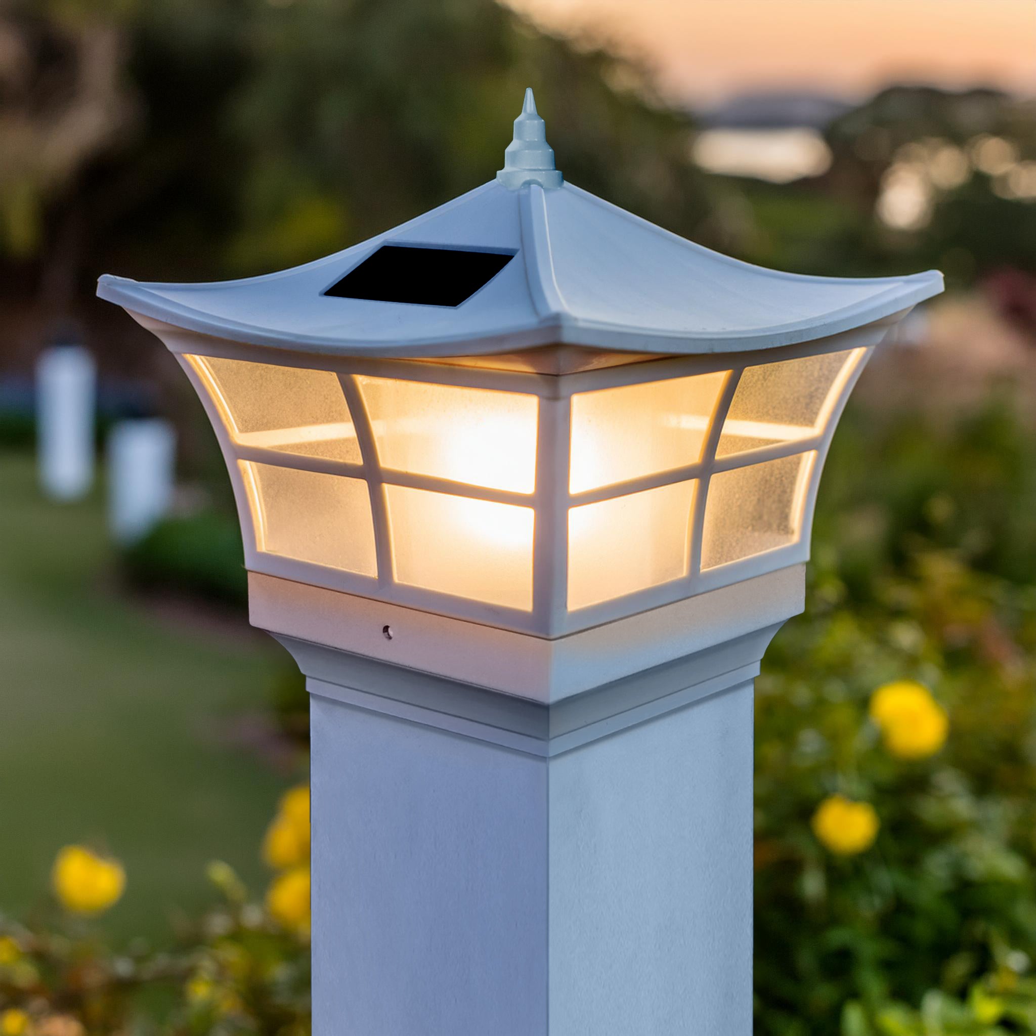 Ambience Solar Post Cap - Blanco